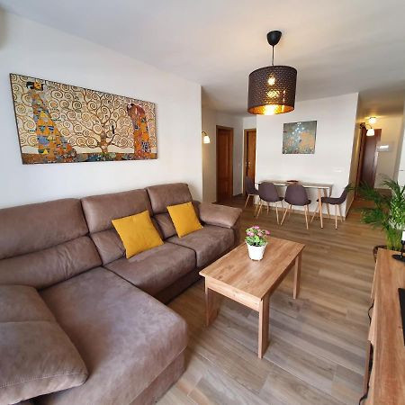 Galvez Flat, At Principal Railway Station In Malaga Appartement Buitenkant foto